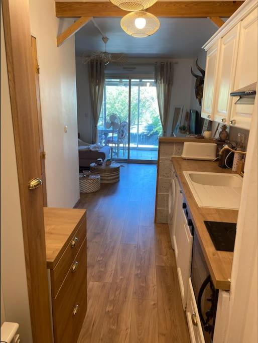 Superbe Appartement Avec Jardin & Jacuzzi - En Face De La Mer La Ciotat Kültér fotó